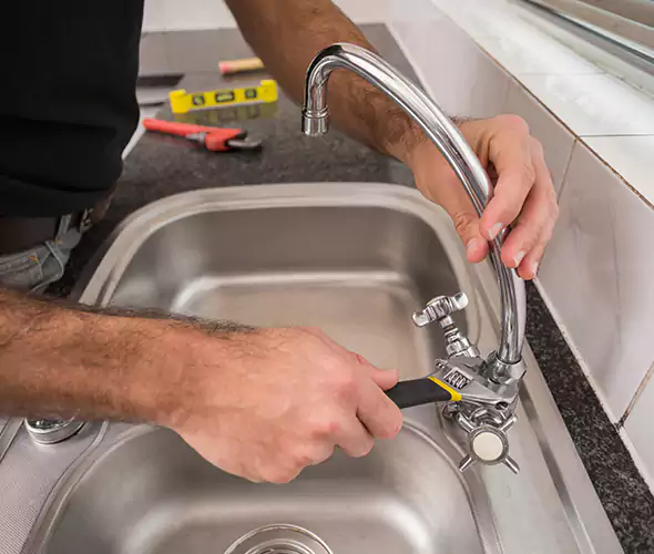 Local Experts for Faucet Repair in Burien, WA:Schedule Affordable Faucet Repair Services with Us